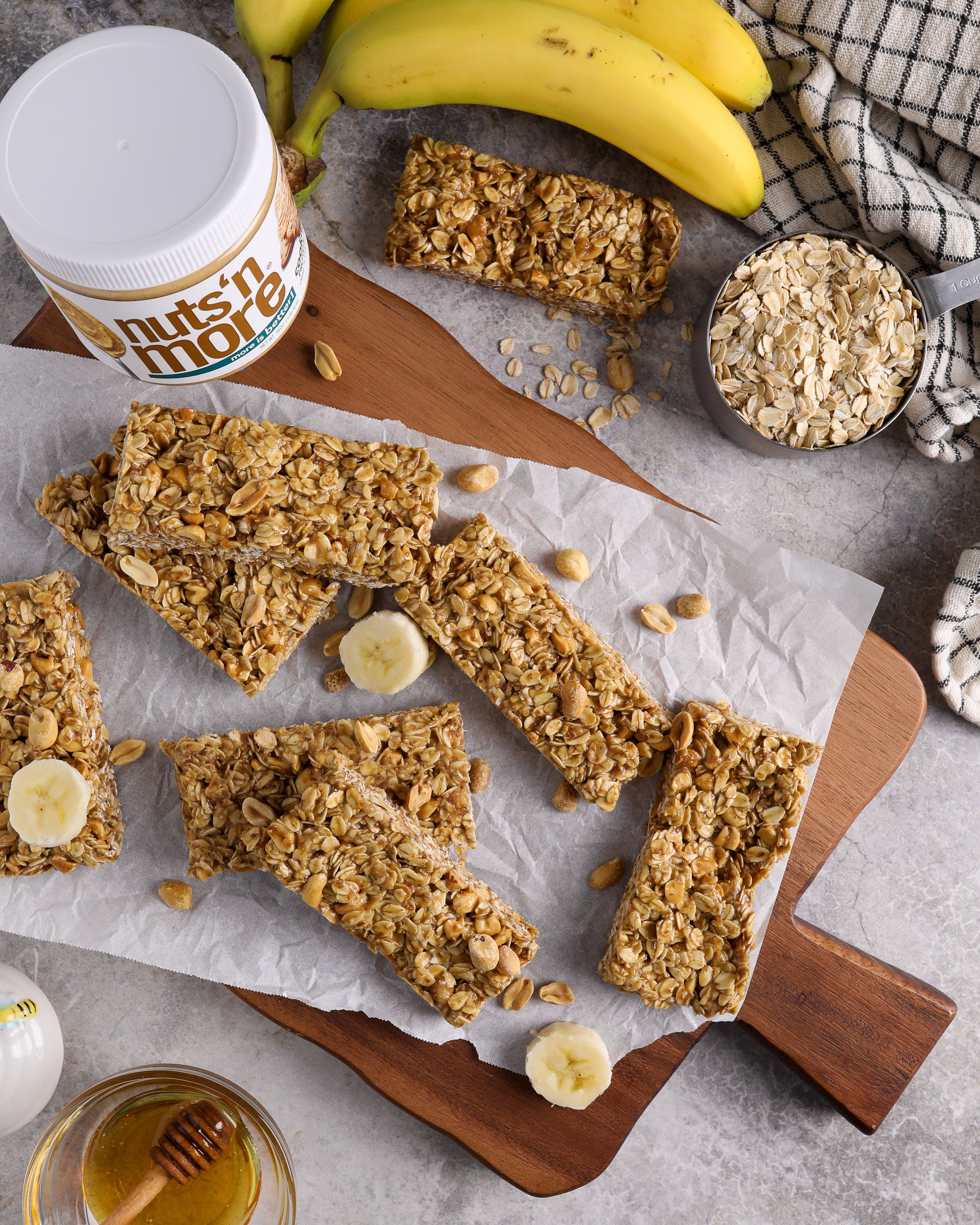https://nuts-n-more.com/cdn/shop/files/no_bake_banana_peanut_butter_oatmeal_bars_2.jpg?v=14642986096232927537